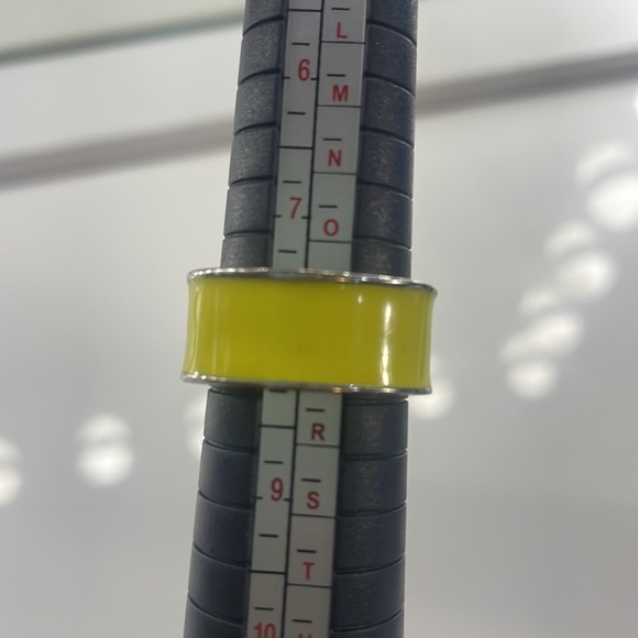 BCBG MaxAzaria Yellow, Cocktail, Silver Cross, Ring, size 8 - Picture 4 of 6